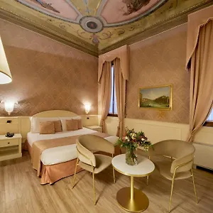 **** Отель Duodo Palace Италия