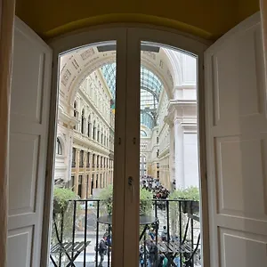 Caruso Place Boutique & Wellness 4* נאפולי