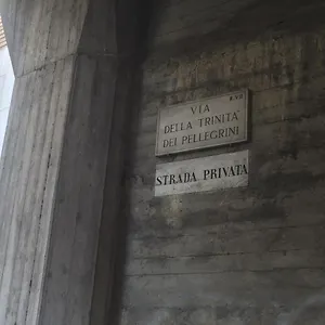 Bed & Breakfast Regola, Rome