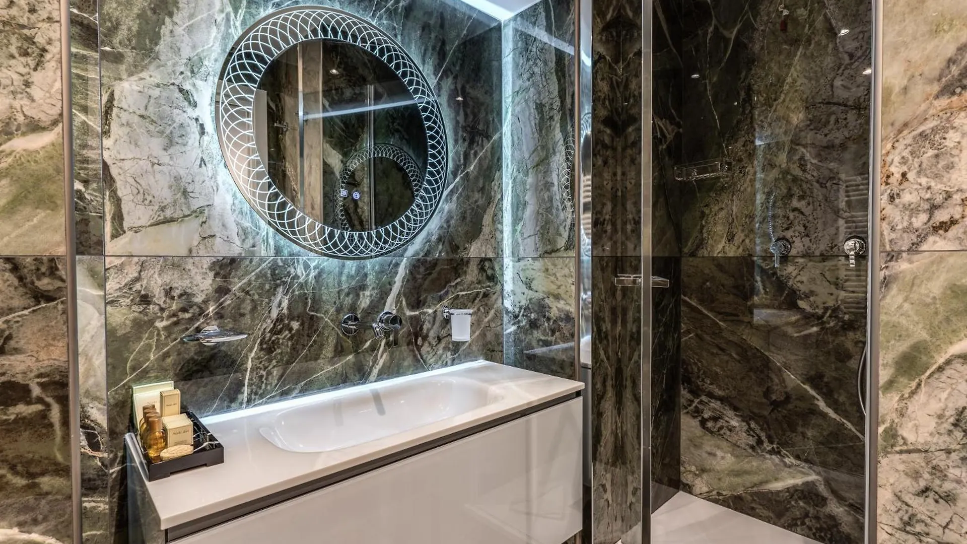 *** Guest house Rome55 - Piazza Di Spagna Italy