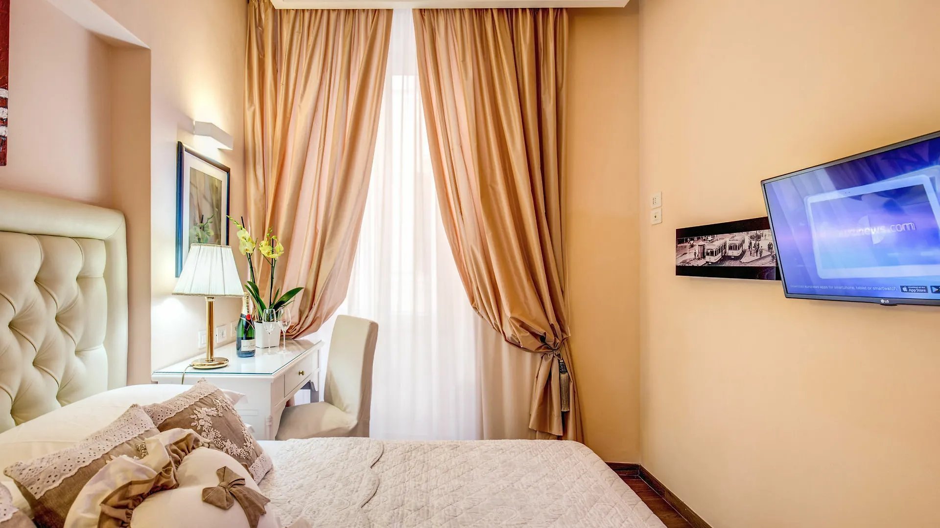 *** Guest house Rome55 - Piazza Di Spagna Italy